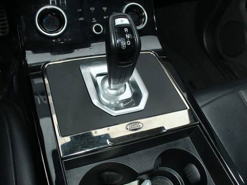 Used 2021 Land Rover Range Rover Evoque R-Dynamic SE image 16