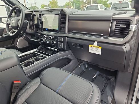 New 2026 Ford F250 Platinum w/ Tremor Off-Road Package image 33