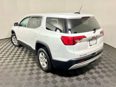 Used 2017 GMC Acadia SLE image 11