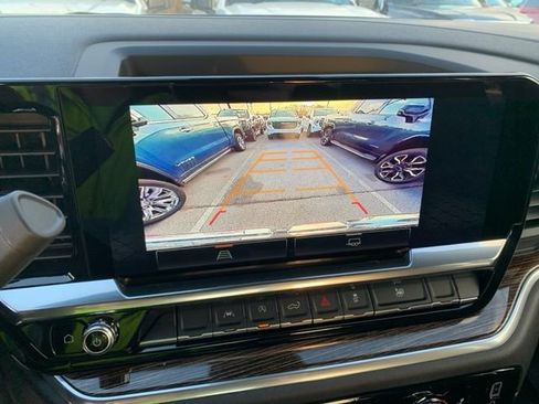 New 2026 GMC Sierra 1500 SLE image 23