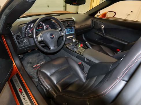 Used 2009 Chevrolet Corvette Z06 w/ Preferred Equipment Group image 19