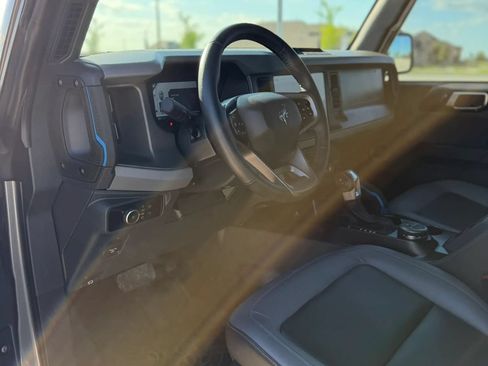 Used 2024 Ford Bronco Black Diamond AWD/4WD image 24