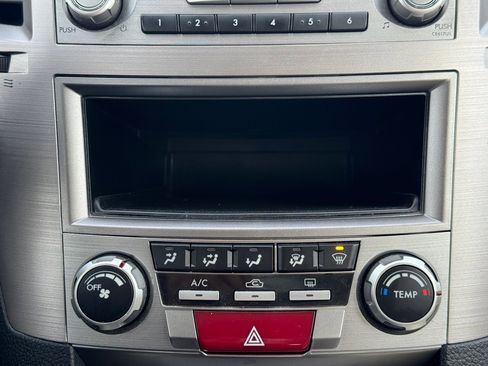 Used 2013 Subaru Outback 2.5i image 19