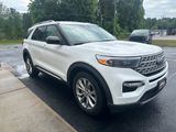 Used 2023 Ford Explorer Limited image 3