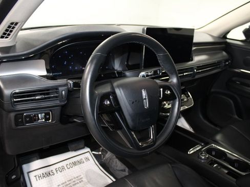 Used 2024 Lincoln Corsair Reserve image 23