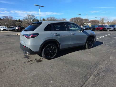 Used 2024 Honda HR-V Sport image 7
