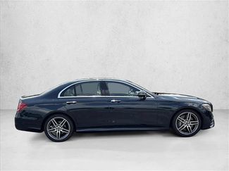 Used 2018 Mercedes-Benz E 300 video 4