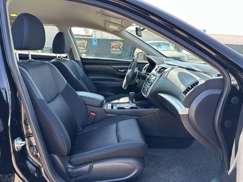 Used 2017 Nissan Altima 2.5 SR image 21