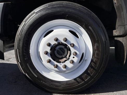 Used 2022 Ford F550 4x4 Crew Cab Super Duty w/ Power Equipment Group image 32