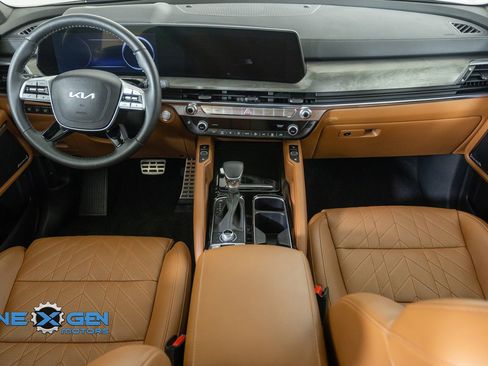 Used 2025 Kia Telluride SX Prestige X-Pro AWD/4WD image 32