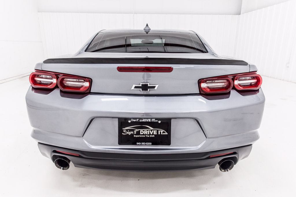 Used 2021 Chevrolet Camaro LT RWD image 6