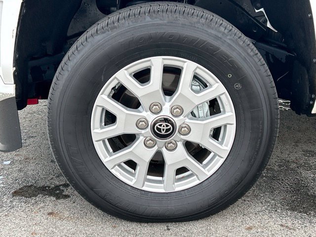 Used 2026 Toyota Tacoma SR5 AWD/4WD image 17