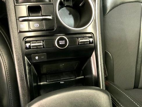 Used 2022 Kia K5 GT-Line image 16