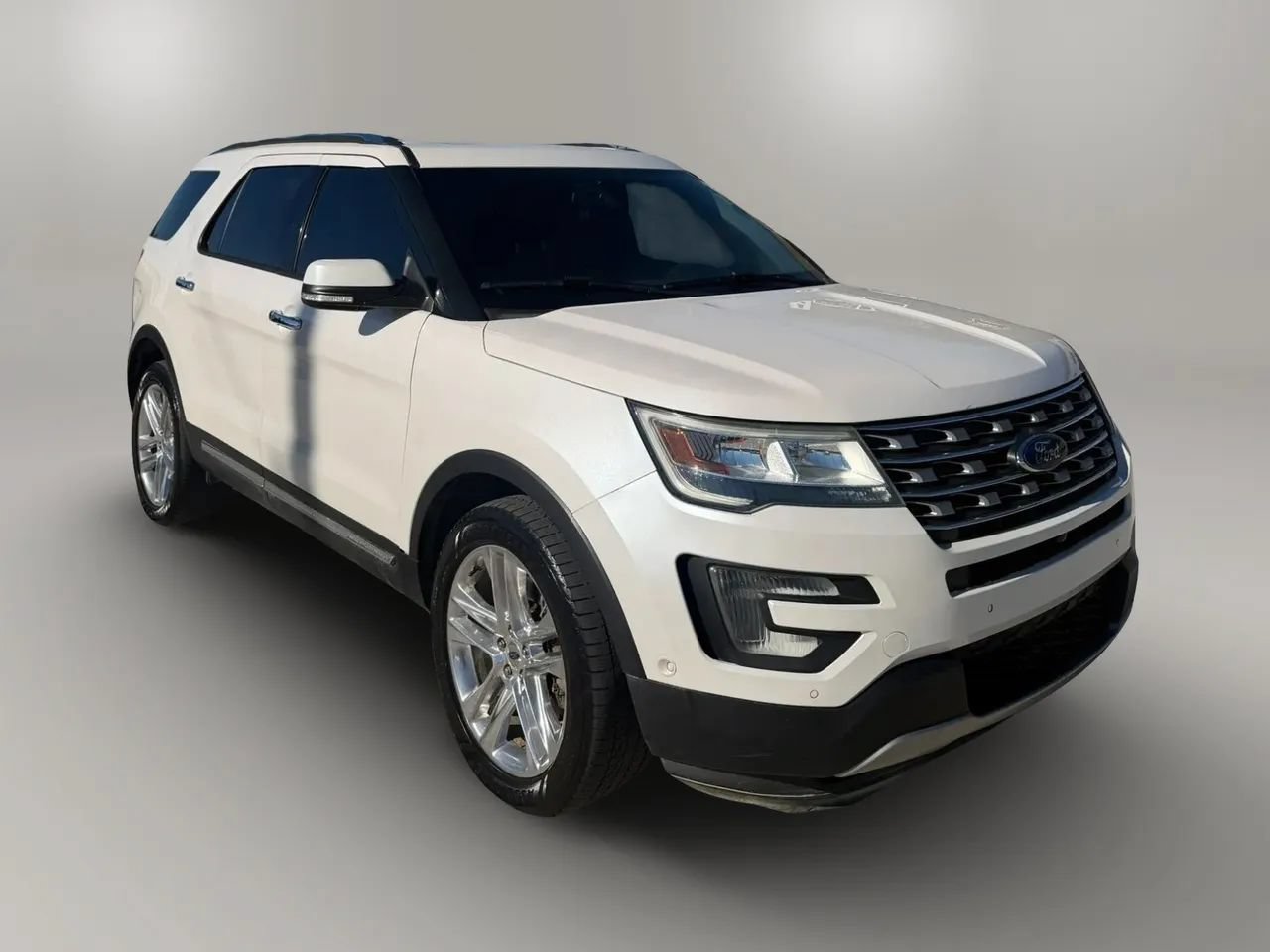 Used 2017 Ford Explorer Limited w/ Equipment Group 301A AWD/4WD image 1
