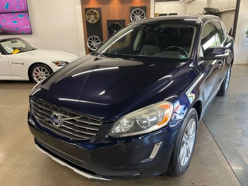 Used 2017 Volvo XC60 T5 Inscription w/ Preferred Option Package FWD image 3