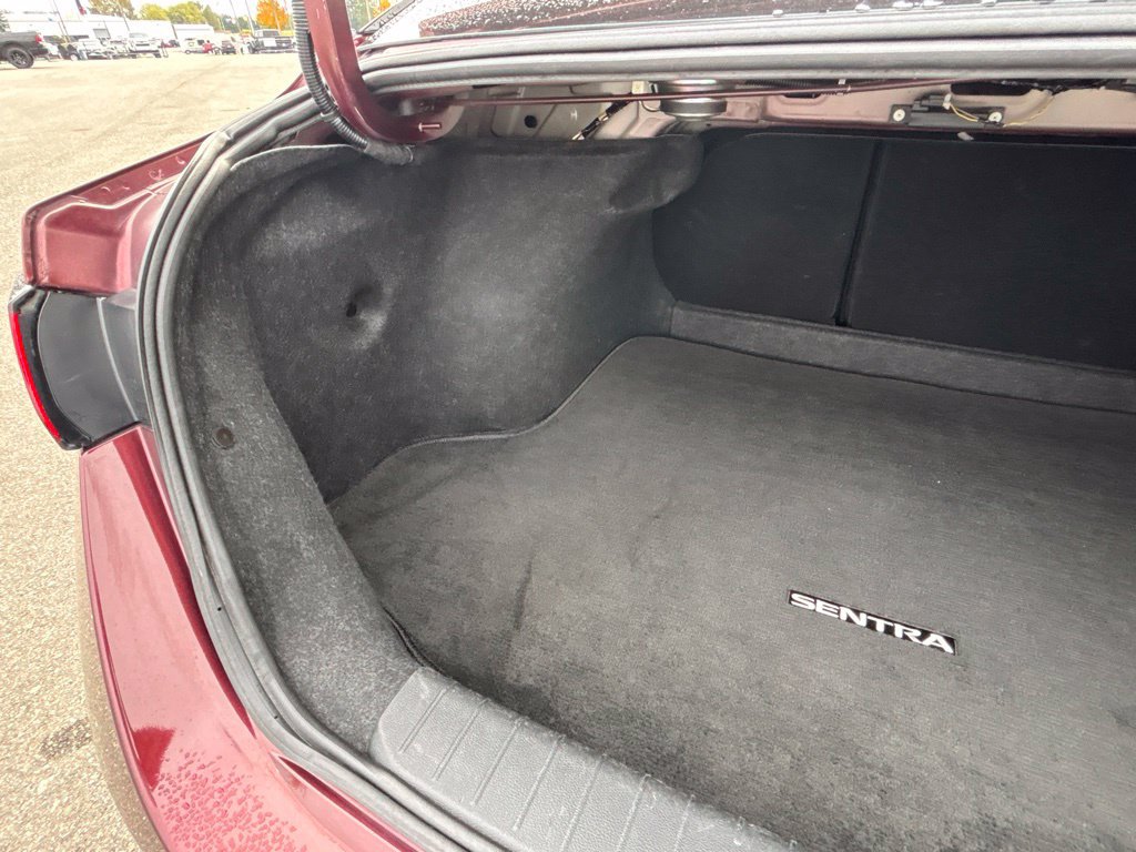 Used 2024 Nissan Sentra SV FWD image 38