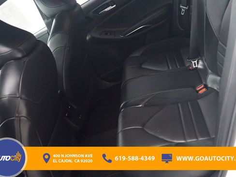 Used 2022 Toyota Avalon XSE w/ Carpet Mat Package (TMS) image 14