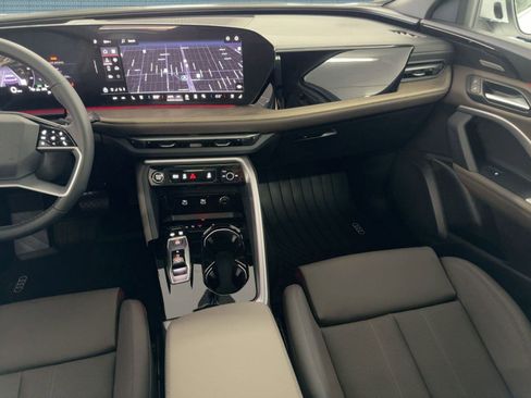 New 2025 Audi Q5 Premium Plus image 28