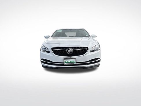 Used 2017 Buick LaCrosse Essence FWD image 8
