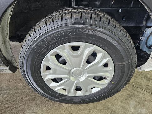 Used 2024 Ford Transit 350 XLT image 9