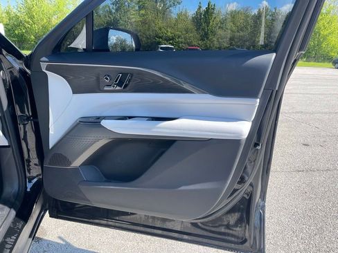 Certified 2024 Cadillac Lyriq Sport AWD/4WD image 20