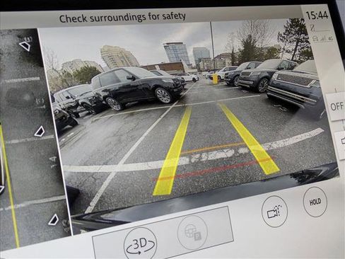 New 2026 Land Rover Range Rover SE image 13