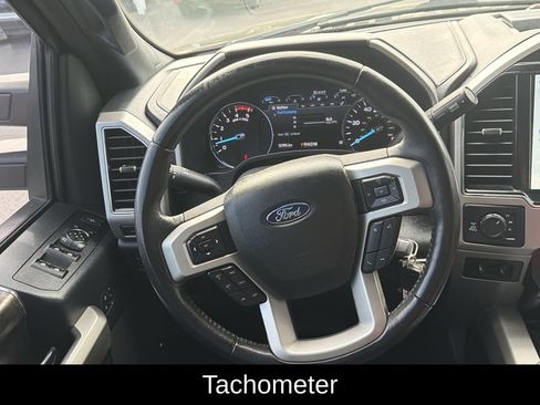 Used 2022 Ford F250 Lariat w/ Lariat Value Package AWD/4WD image 16
