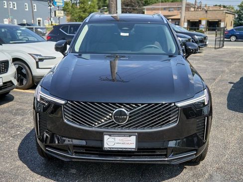 New 2026 Volvo XC90 B6 Plus w/ Protection Package image 5