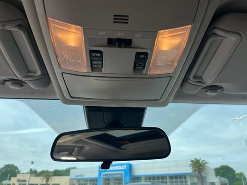 Used 2018 Toyota RAV4 XLE FWD image 25