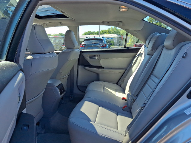 Used 2015 Toyota Camry XLE FWD image 10