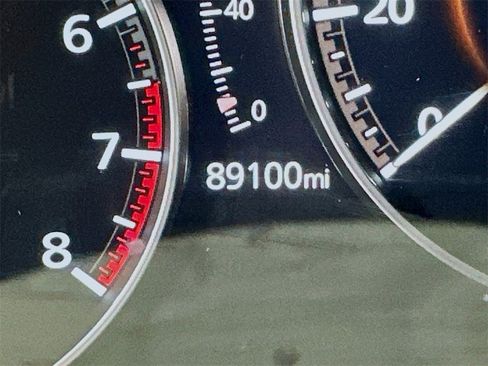 Used 2021 MAZDA MAZDA3 s image 30