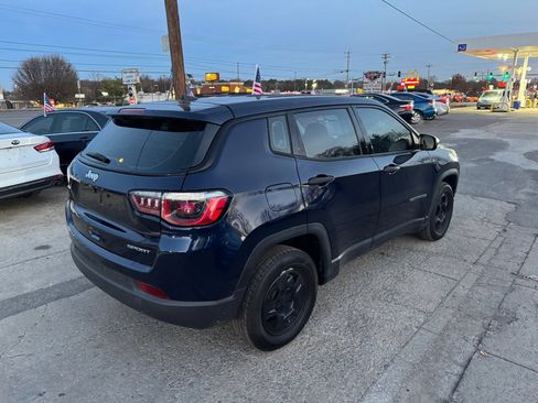 Used 2020 Jeep Compass Sport image 5