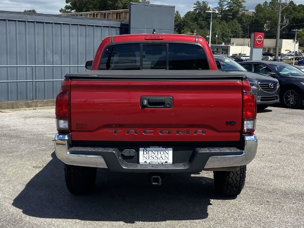 Used 2022 Toyota Tacoma SR5 RWD image 5