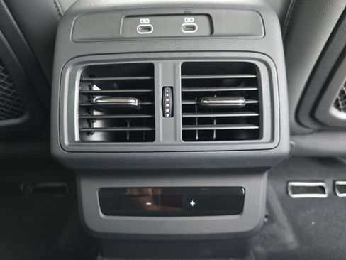 Used 2025 Audi Q5 Premium w/ Convenience Package AWD/4WD image 16