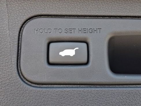 Used 2025 Honda Pilot Touring image 30