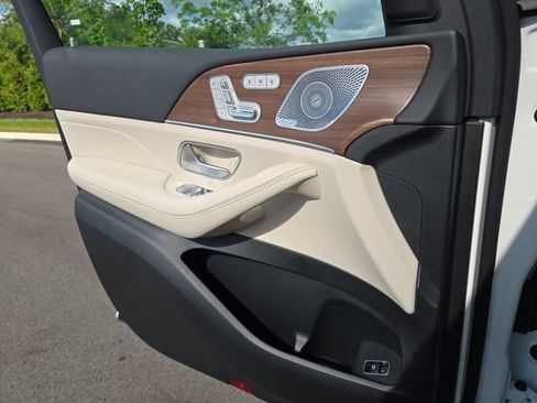 New 2026 Mercedes-Benz GLS 450 4MATIC image 23