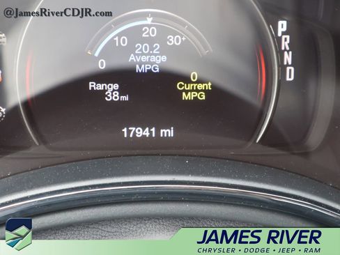 Used 2025 Dodge Durango GT AWD/4WD image 31