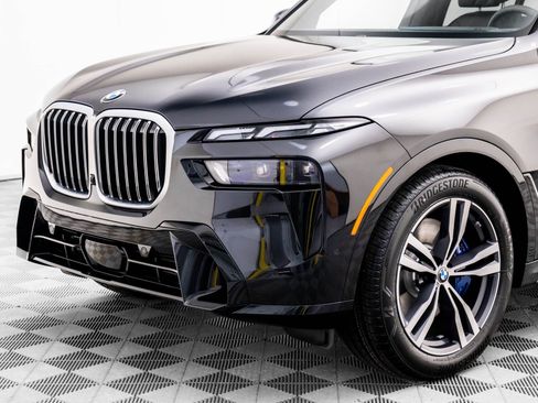 Certified 2025 BMW X7 xDrive40i w/ Executive Package image 38