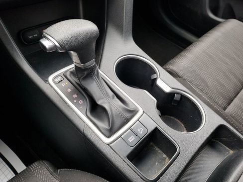 Used 2017 Kia Sportage LX image 23