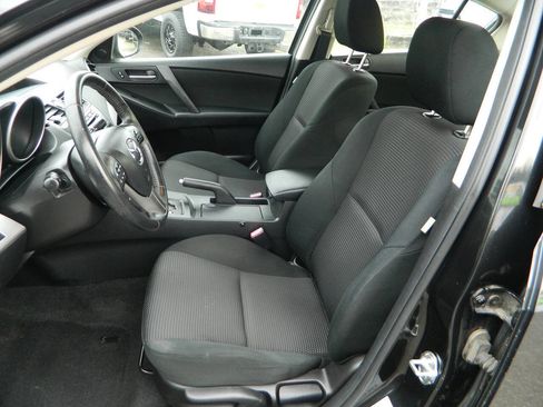 Used 2013 MAZDA MAZDA3 i Touring image 12