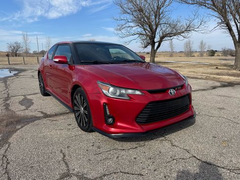 Used 2016 Scion tC 2dr HB Auto Release Series 10. image 10