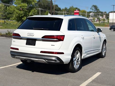 Used 2023 Audi Q7 2.0T Premium w/ Towing Package AWD/4WD image 6