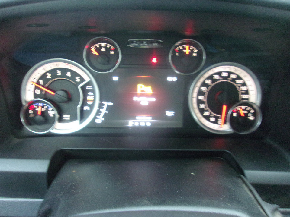 Used 2015 RAM 3500 Big Horn AWD/4WD image 11