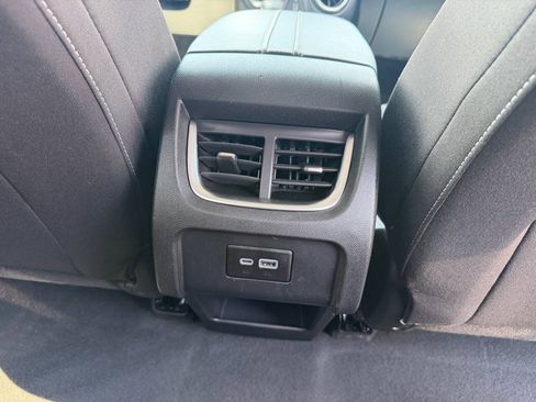 Used 2025 Chevrolet Blazer LT AWD/4WD image 23