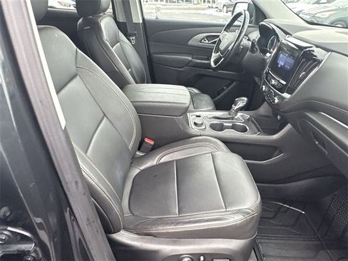 Certified 2021 Chevrolet Traverse LT w/ LPO, Floor Liner Package image 26