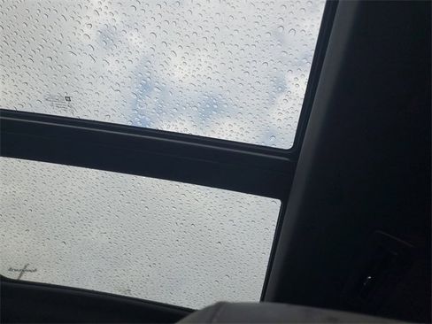 Certified 2024 Cadillac XT6 Sport w/ Technology Package image 29