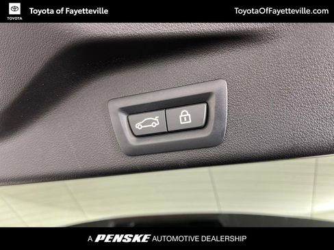Used 2020 BMW X5 xDrive40i w/ Executive Package AWD/4WD image 13