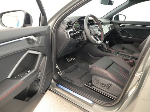 New 2025 Audi Q3 2.0T Premium Plus image 14