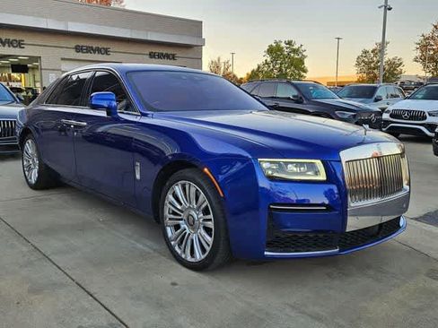 Used 2024 Rolls-Royce Ghost image 3