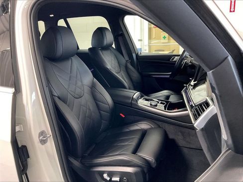 Used 2026 BMW X5 xDrive40i AWD/4WD image 11